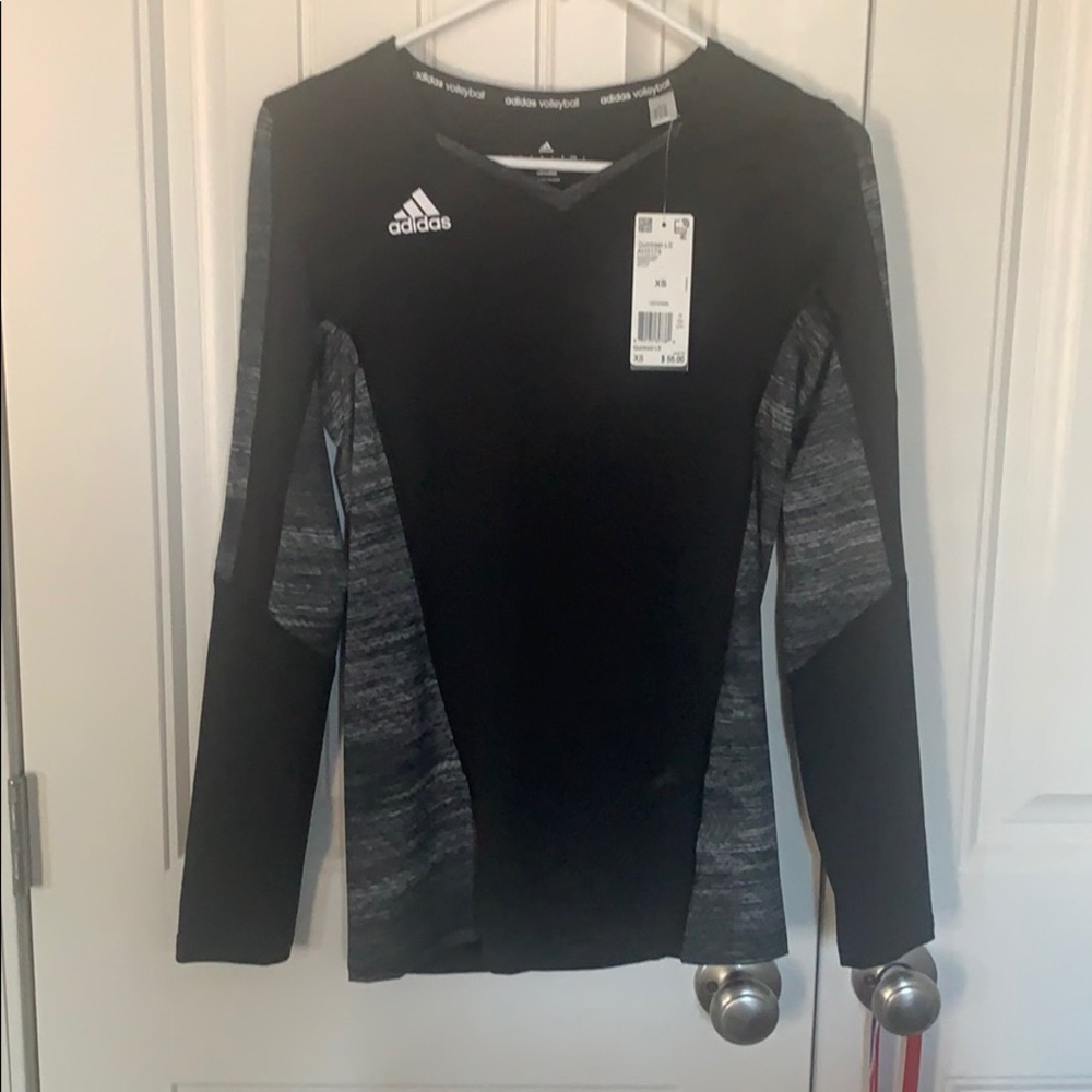 black volleyball jersey